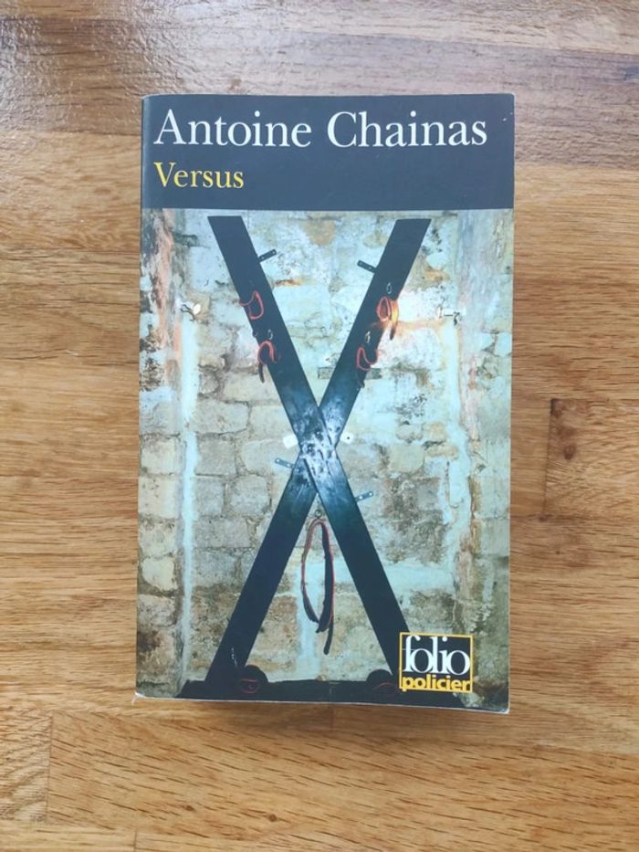 Versus de Antoine Chainas