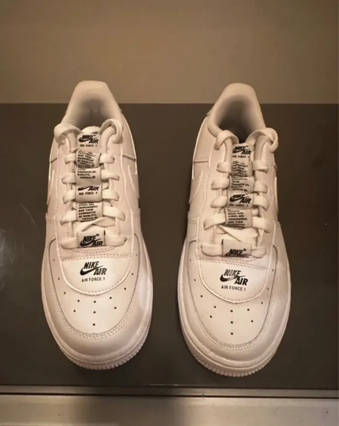 Nike Air Force 1 – Édition Limitée - photo numéro 4
