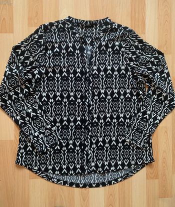 Jolie chemisier fluide taille 44/46