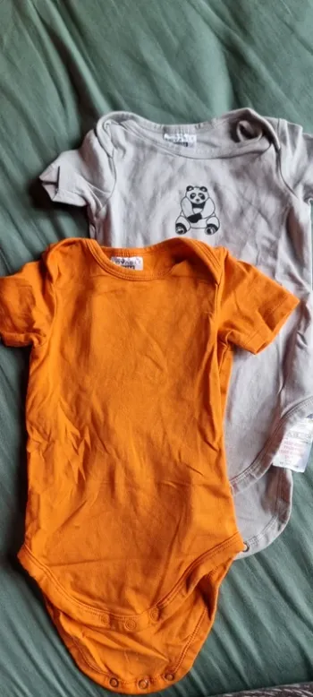 Lot 2 body manche courte DIM 3 mois