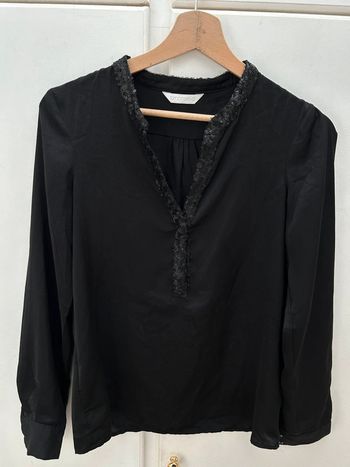 Blouse noir brodée avec perles - taille 34 promod