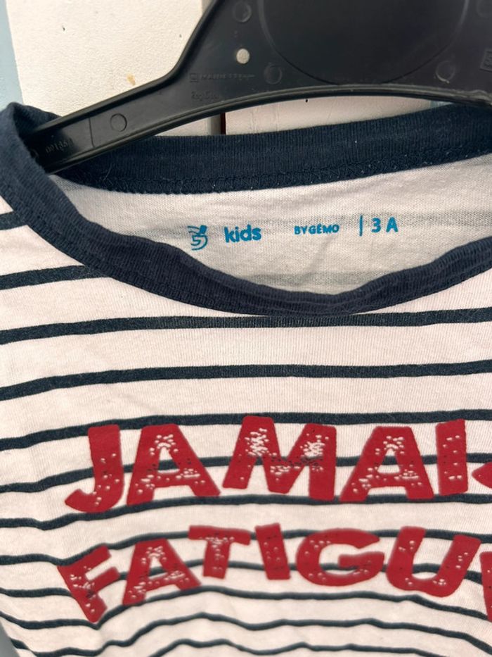 TEE shirt manches longues , 3 ans - photo numéro 2