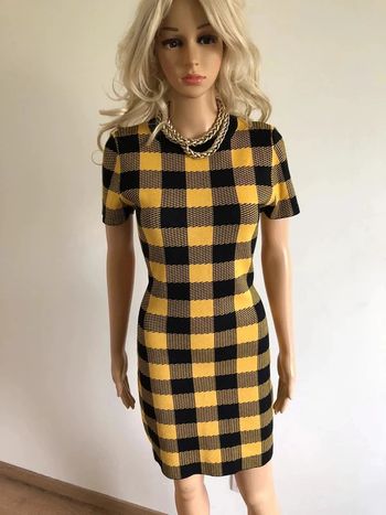 Robe pull noire et jaune à manches courtes Jolio & Co taille S/M jamais portée