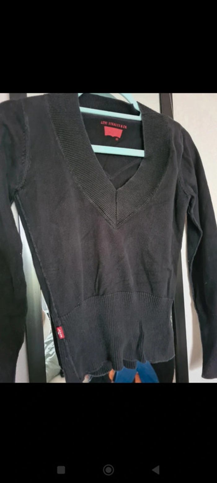 Pull Levi's col V noir xs - photo numéro 2