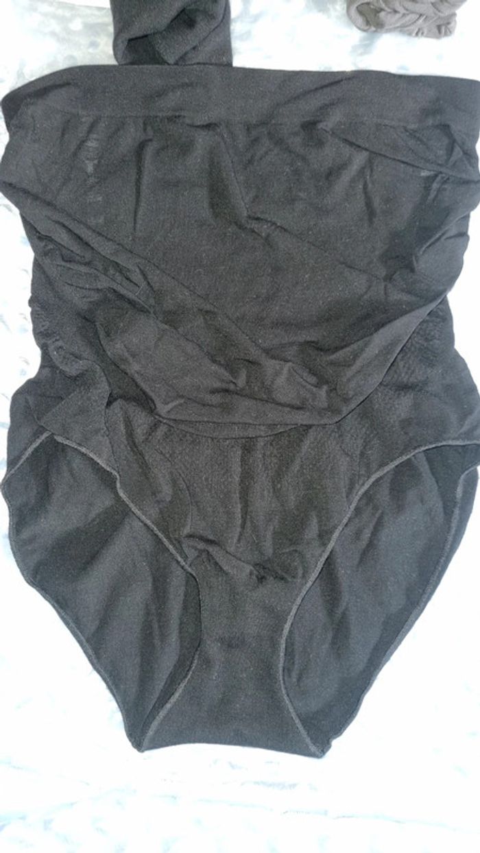 Culotte de grossesse taille M neuf - photo numéro 5