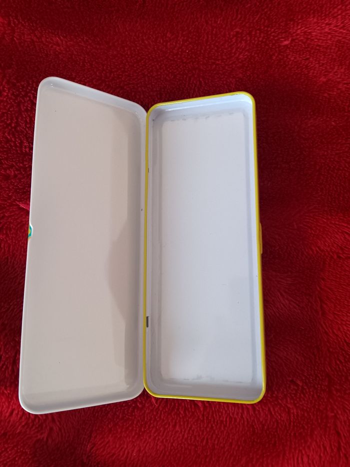 Plumier en fer - photo numéro 3