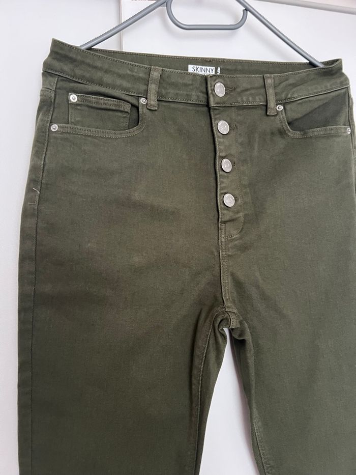 Pantalon skinny taille haute kaki Kiabi