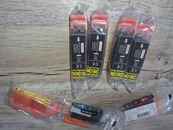 Lot de 7 cartouches neuves