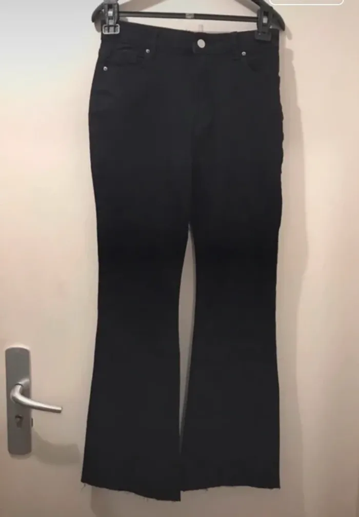 Pantalon jeans femme noir évasés pâtes éléphants taille M