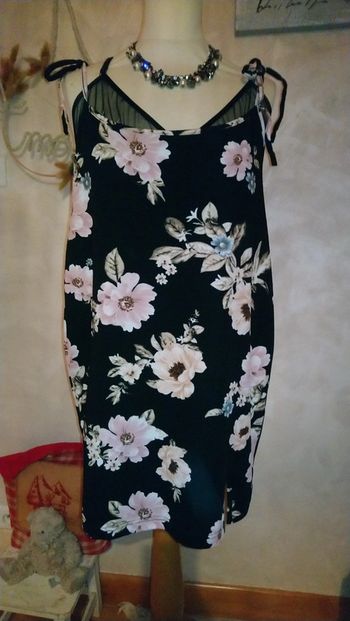 Jolie robe d'été fleurie courte Shein très sexy taille XXL soit 46/48