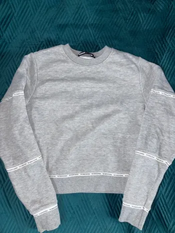 Pull gris