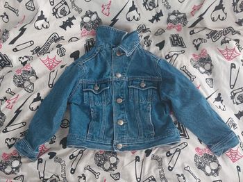 Veste en jeans taille 3 ans
