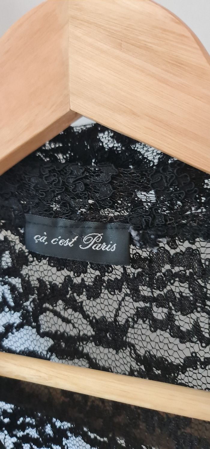 Chemisier en dentelle taille 38 M - photo numéro 3