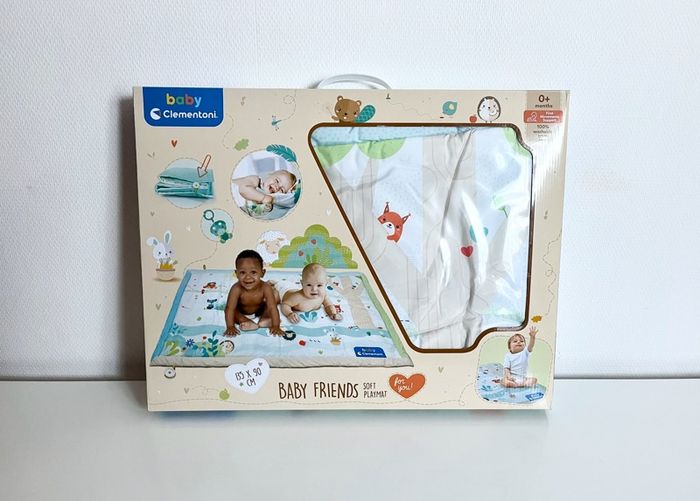 Tapis de jeu doux Baby Friends, tapis d'eveil Clementoni 0+m - photo numéro 2