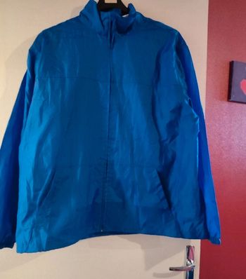 Coupe vent à capuche XL