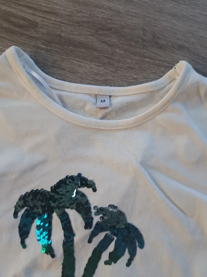 2 Ensembles short et t-shirt fille 4 ans - photo numéro 3