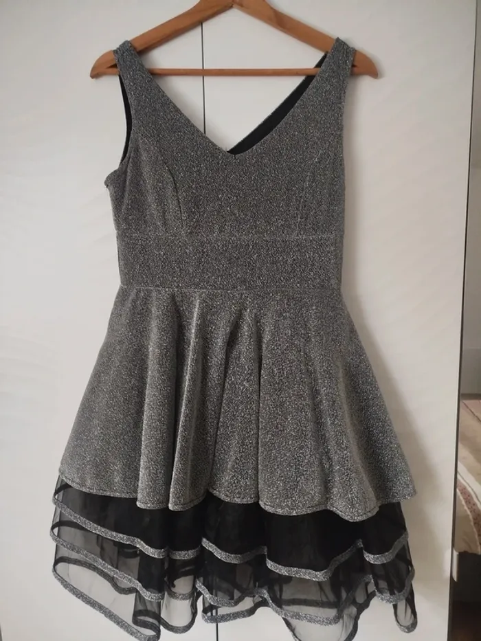 Robe paillettés taille 38