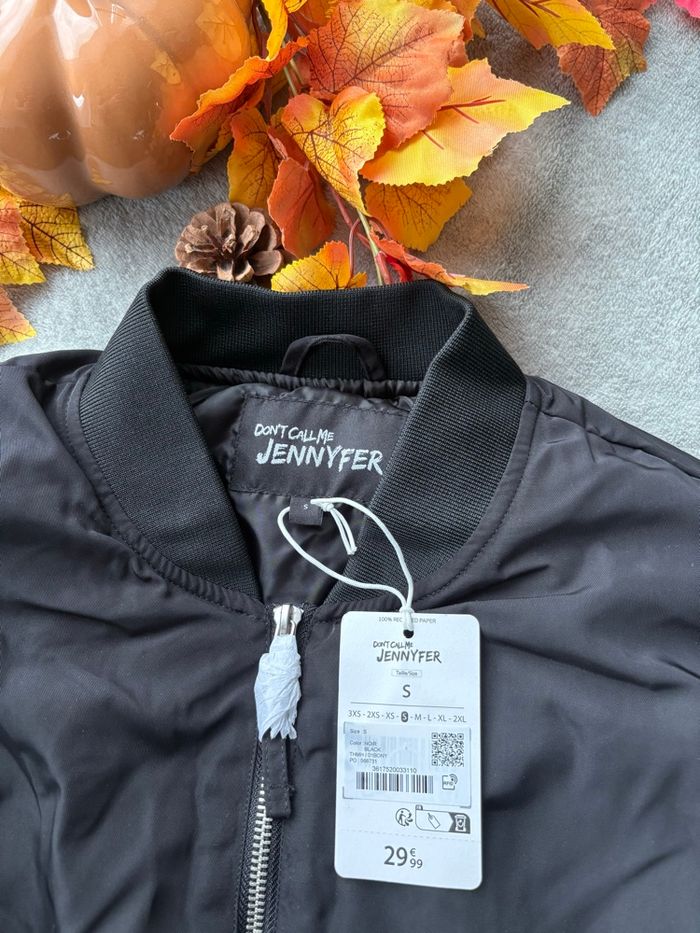 Blouson Bomber Court Noir - Jennyfer - Taille S - Neuf avec étiquette - photo numéro 3