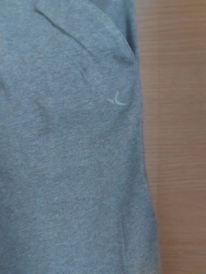 Short gris bermuda - photo numéro 2