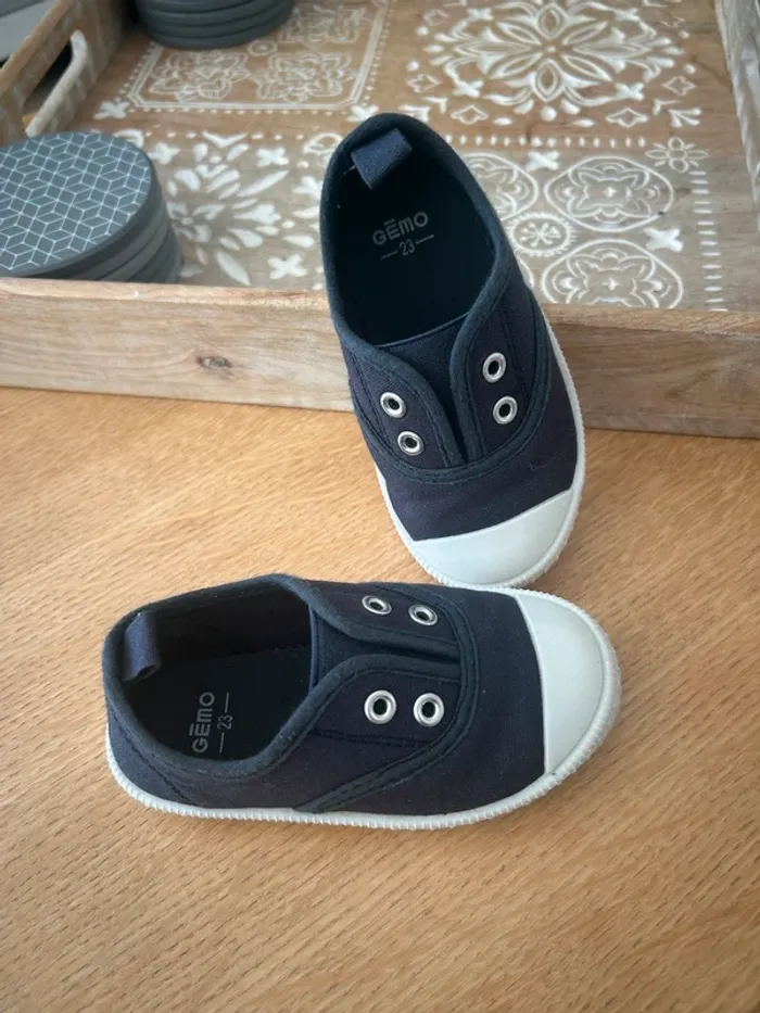 Chaussures en toile bébé gemo