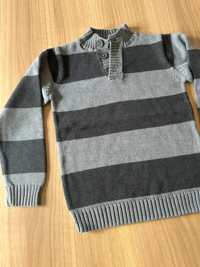 Pull NKY 8 ans - photo numéro 2