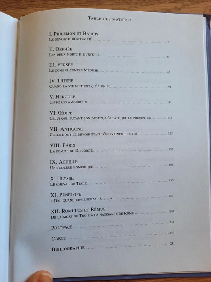 Livre contes et légendes les héros de la mythologie - photo numéro 3