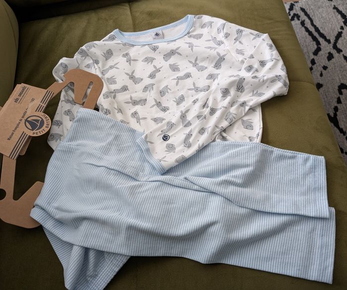 Pyjama enfant. Taille 10 ans. Neuf. Petit bateau - photo numéro 8