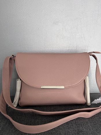 Sac à bandoulière réglable avec pompons