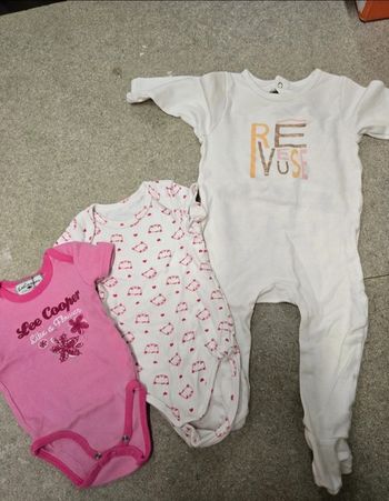Lot pyjama body
