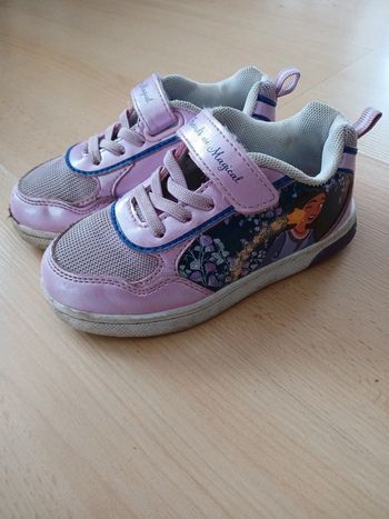 Chaussures baskets Asha taille 26