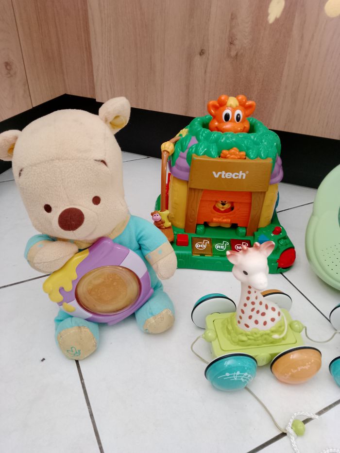 lot jouets d'éveil winnie veilleuse de nuit sophie la girafe ect - photo numéro 7