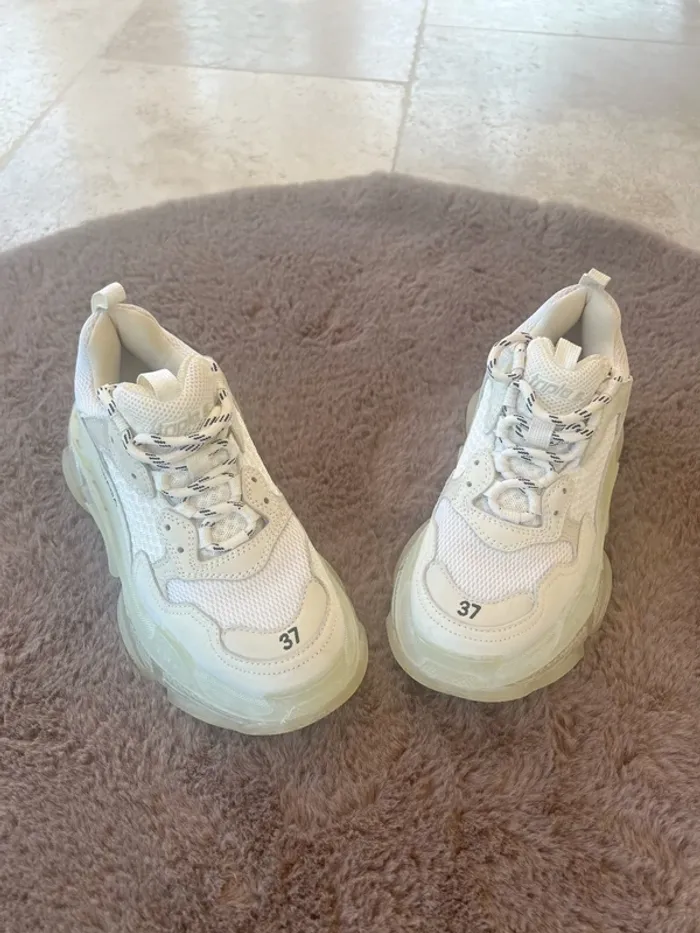 Balenciaga Triple S - photo numéro 2