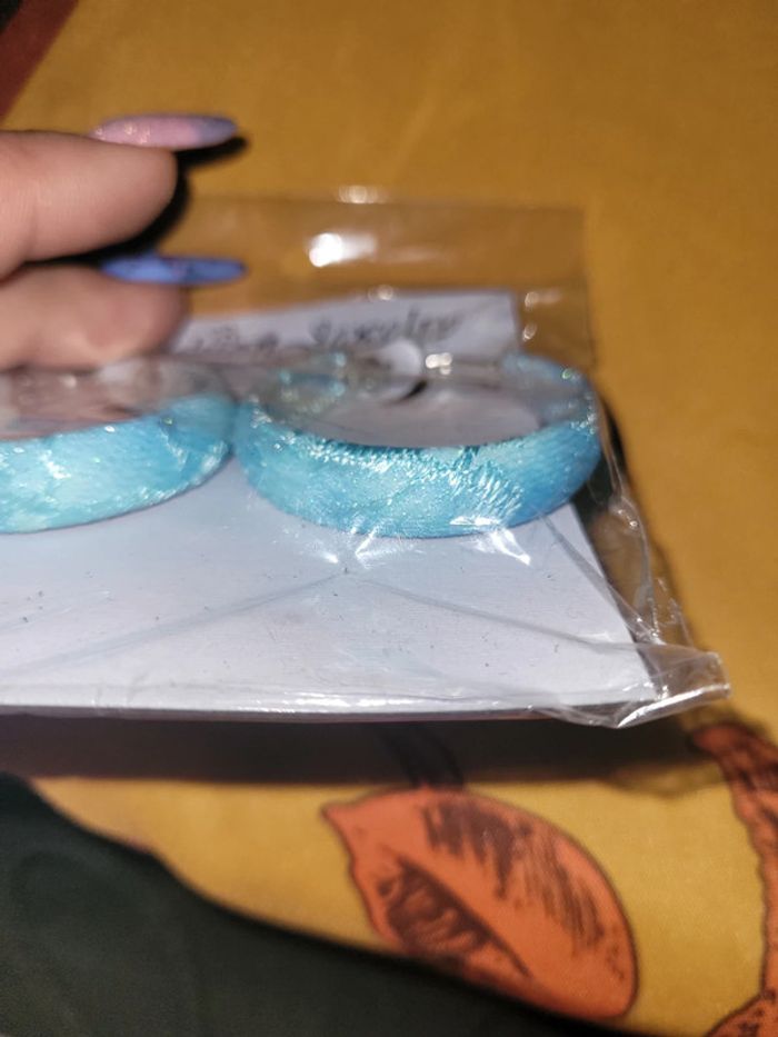 Boucle d'oreilles - photo numéro 2