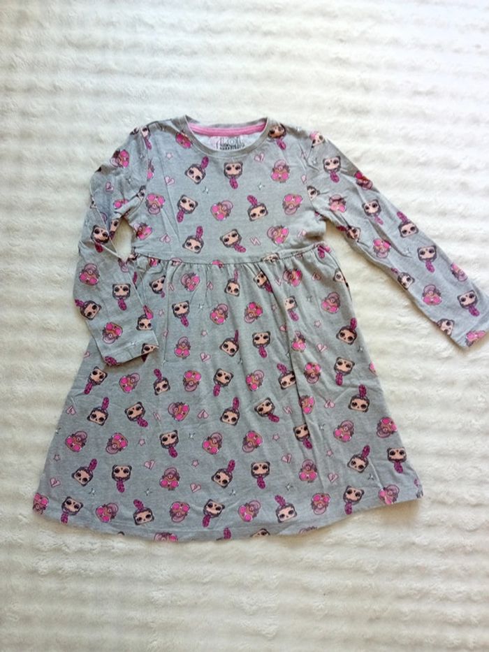 Robe fille 6/7ans 🩷🌸