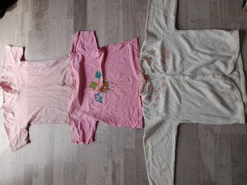 Lot vêtements fille 6 ans tâchés
