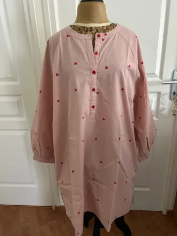 Chemise de nuit ample rose imprimée coeurs 48 la redoute 48