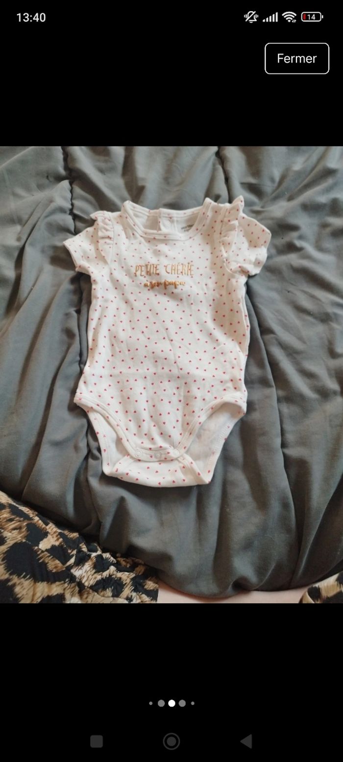 Lot de bodies manche courte bébé fille taille 6 mois - photo numéro 3