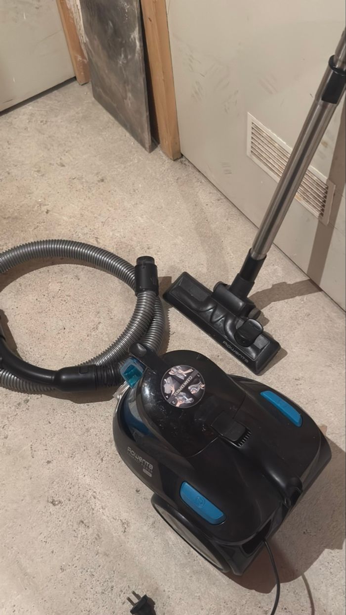 Aspirateur Rowenta Cyclonic – pour pièces ou déco - photo numéro 2