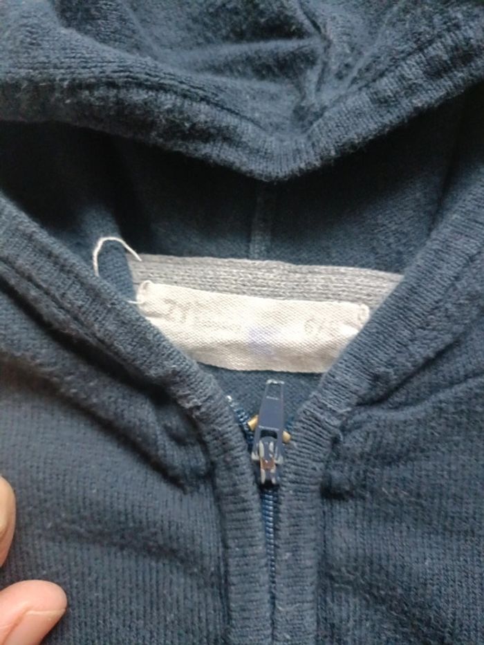 Gilet bleu marine a zip garçon 6 / 9 mois et baby - photo numéro 2