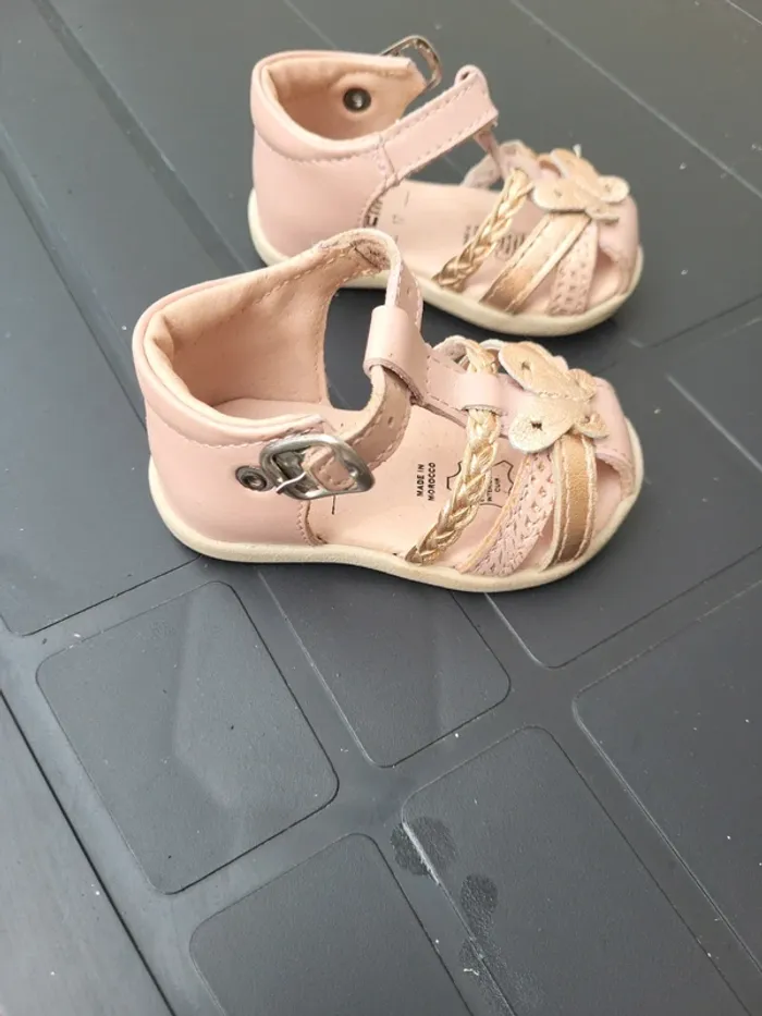 Chaussure - photo numéro 2