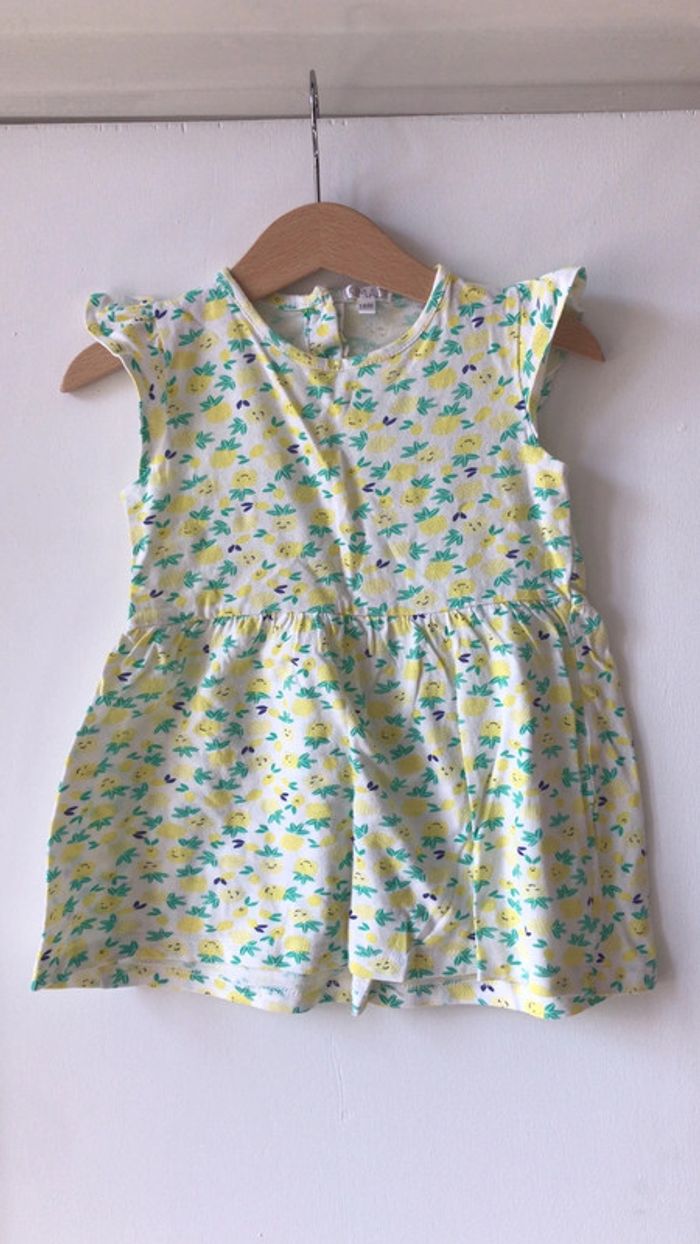 Robe manches courtes ananas