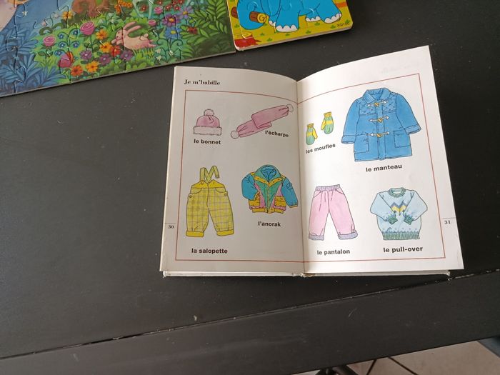 Lot de puzzle+livres - photo numéro 2
