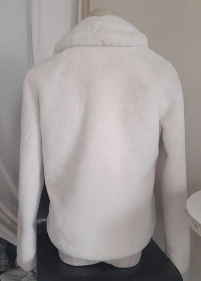 Veste fausse fourrure - photo numéro 5