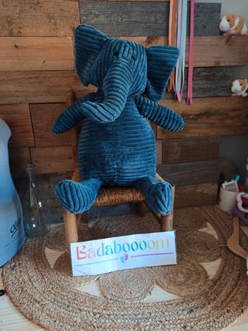 peluche éléphant bleu tbe