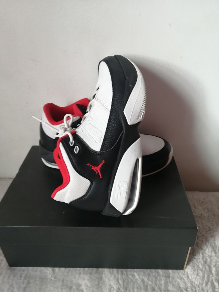 Basket  Nike air  jordan 38 neuve - photo numéro 2