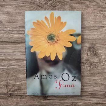 Amos Oz