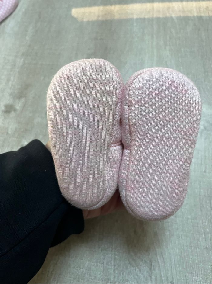 Chaussons 3/6 mois - photo numéro 2