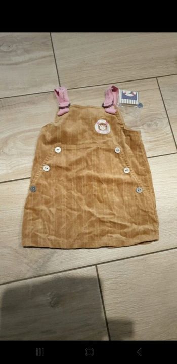Robe velours neuve étiquette elle est ou la mer 12 mois