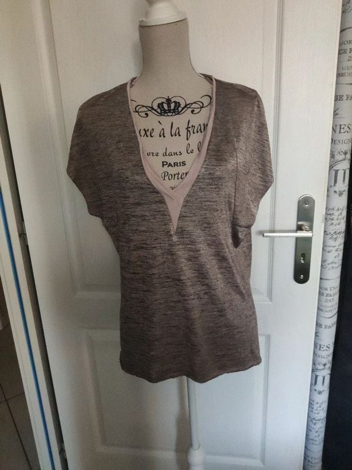 Haut zara gris/noir sans Couture taille 40