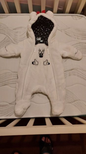 Combinaison minnie naissance